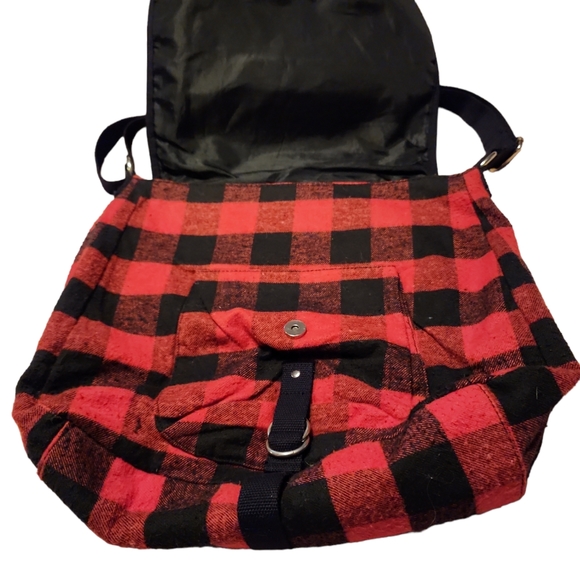 Red and black Buffalo check cross body messanger bag. - Picture 4 of 6